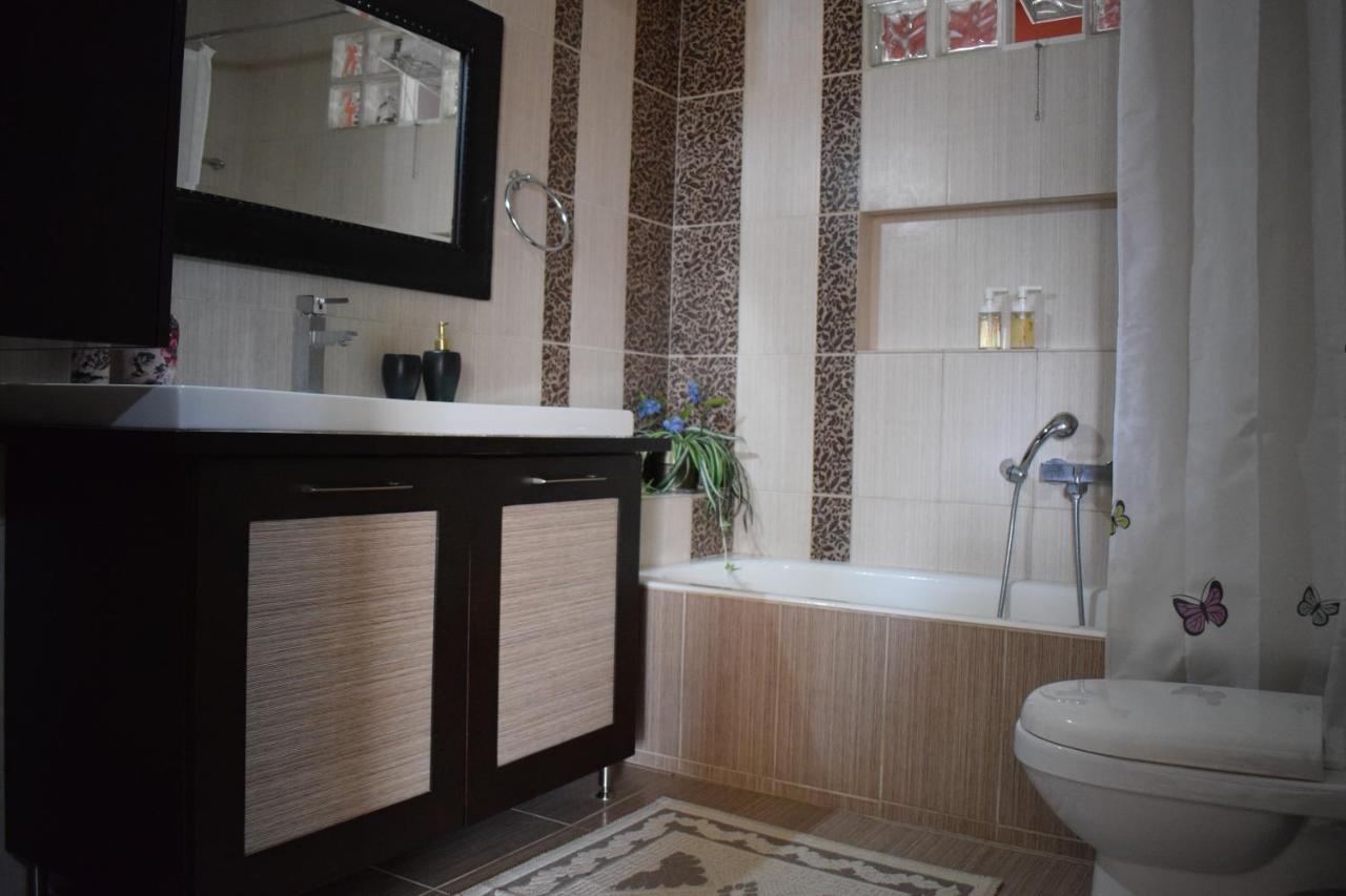 Five Stars In Trikala Apartment Ngoại thất bức ảnh