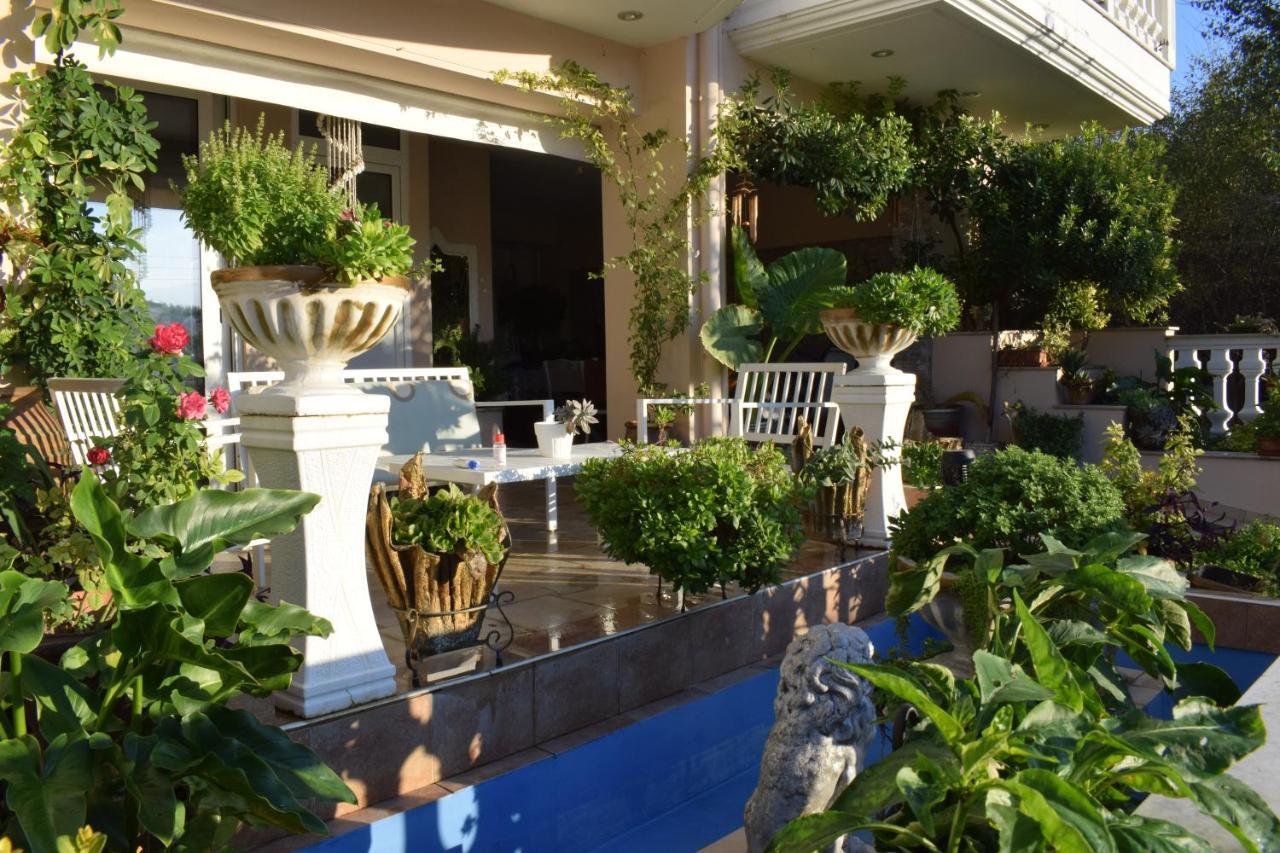 Five Stars In Trikala Apartment Ngoại thất bức ảnh